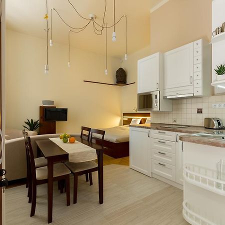 Family Buddha Apartment ブダペスト エクステリア 写真